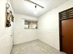 Jalan Chempaka Kuning (D16), Semi-Detached #580756651